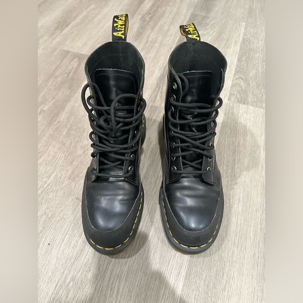 Dr. Marten size 11 men’s. Great condition worn 5 times, still not broken in.